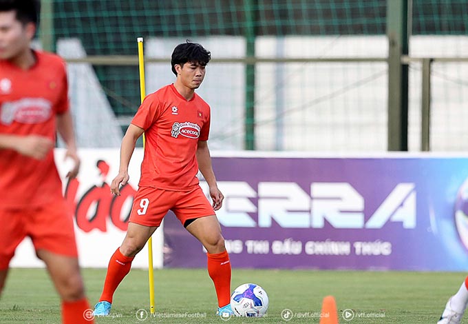 Tiền đạo Công Phượng đã rời đội vì lý do chấn thương