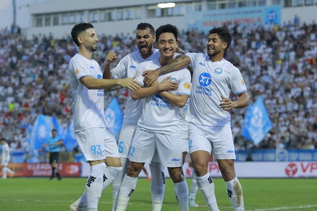 Quyết Tâm Bảo Vệ Ngôi Vô Địch