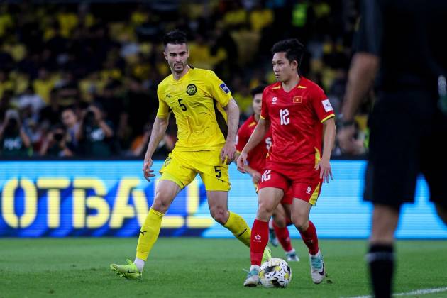 Nguyễn Thành Chung và Quan Điểm Chắc Chắn